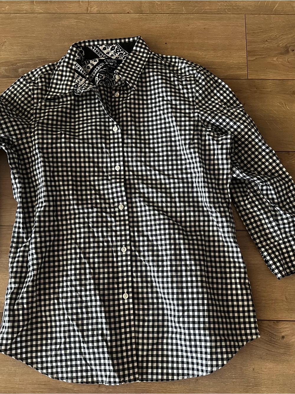 Chaps Black & White Gingham Button-Down Shirt M